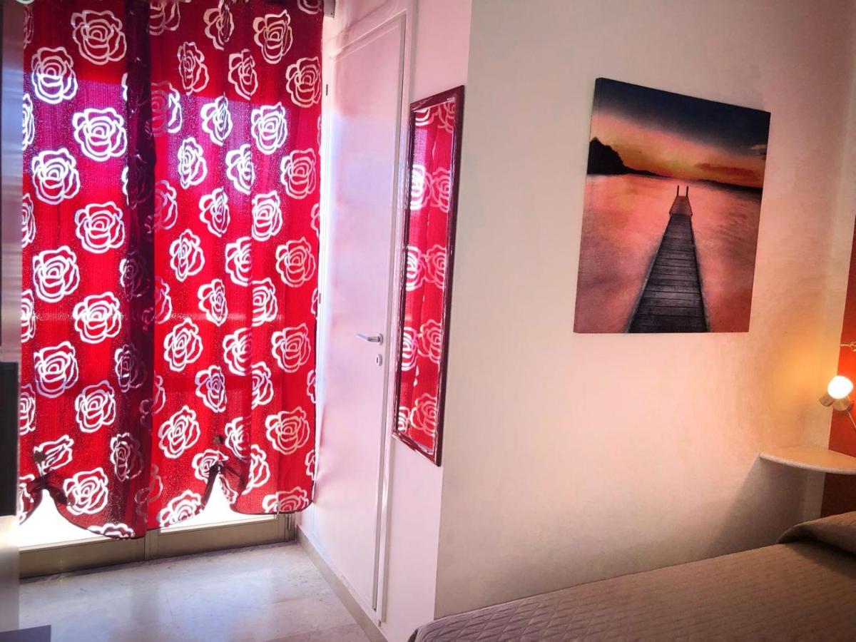 Dimora Il Girasole Hotel Torre San Giovanni Buitenkant foto
