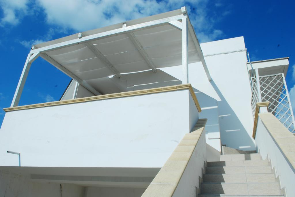 Dimora Il Girasole Hotel Torre San Giovanni Buitenkant foto