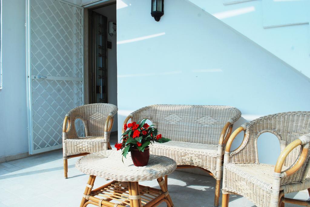 Dimora Il Girasole Hotel Torre San Giovanni Buitenkant foto